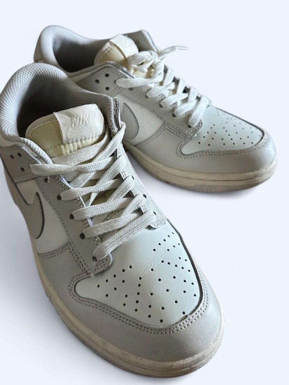 Nike Dunk Low “Light Bone” - Picture 3 of 11